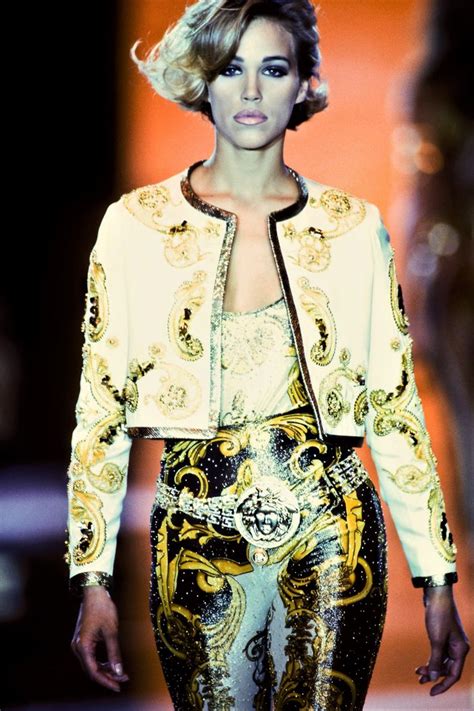 versace 1992 catwalk|gianni versace fashion.